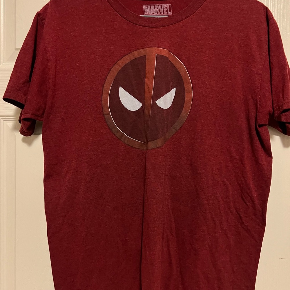 Deadpool t-shirt